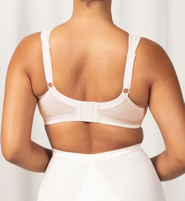 Triumph Endless Comfort N Soft Cup Bra Fresh Pwdr image number 1